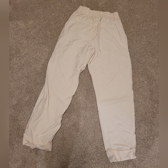 Target A New Day Womens Rayon Paperbag Cream Pants Size 6 - Picture 4 of 5